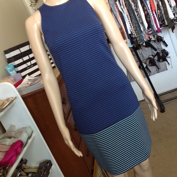 Color block with black pinstripe midi dress R012 - Picture 7 of 8
